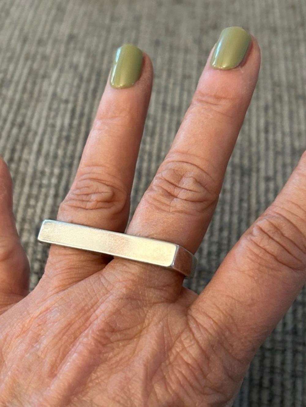 Double-Finger silvertone bar Ring minimalistic size 7 ring finger